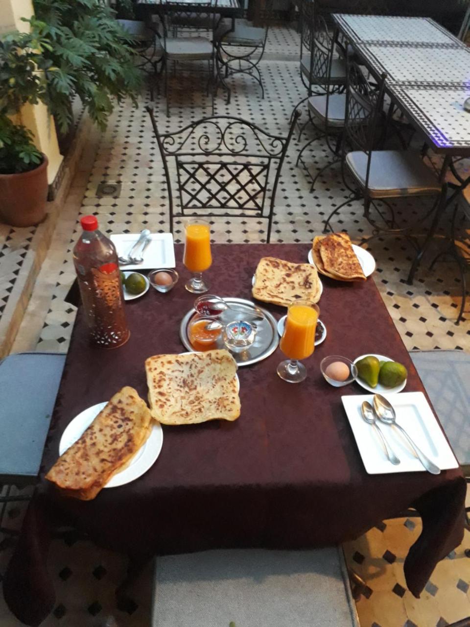 ホテル Les Reves De Marrakech マラケシュ エクステリア 写真