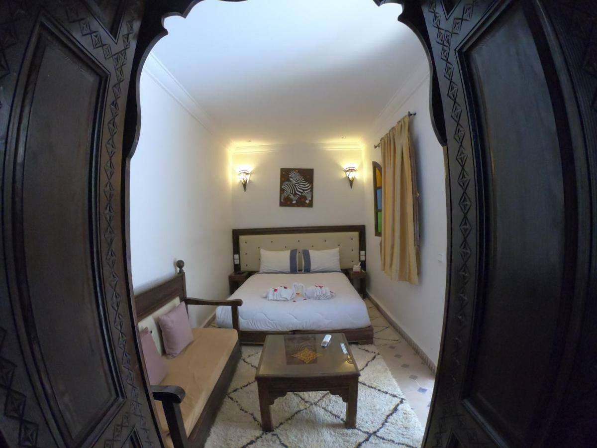 ホテル Les Reves De Marrakech マラケシュ エクステリア 写真